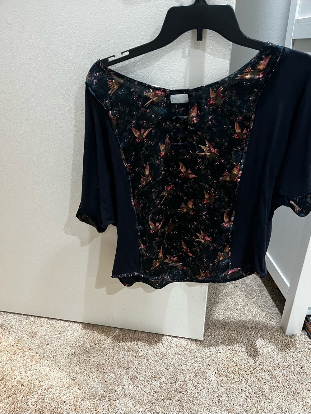 Tiny (Anthropologie Brand) XS Navy Floral Panel Short Sleeve Blouse